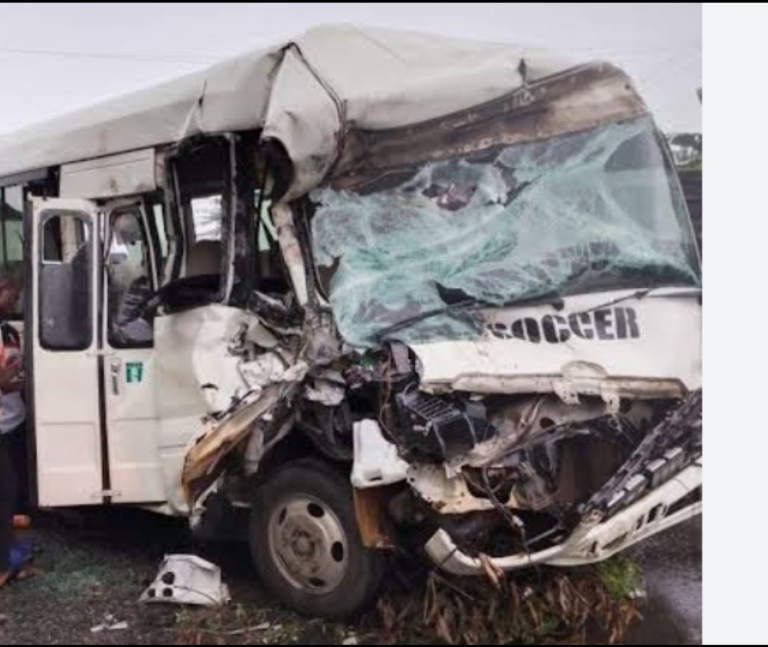 University Bus Ghastly Accident, 3 Die, Many Injured